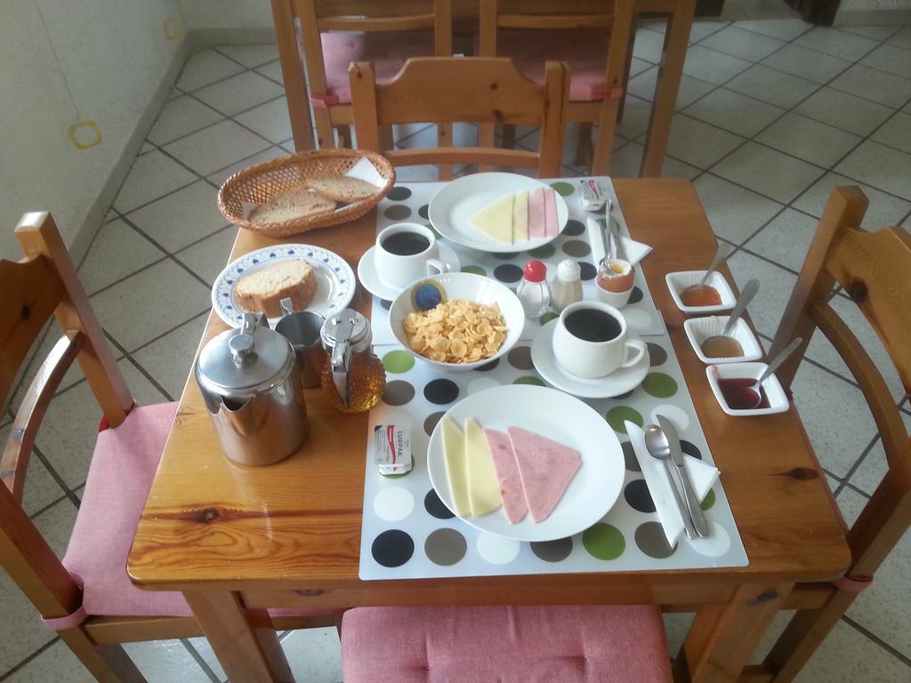 Oinoi Hotel Ágios Kírykos المظهر الخارجي الصورة
